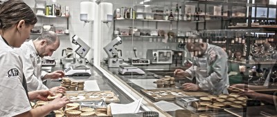 Bottega v Holešovicích má obchod i výrobnu